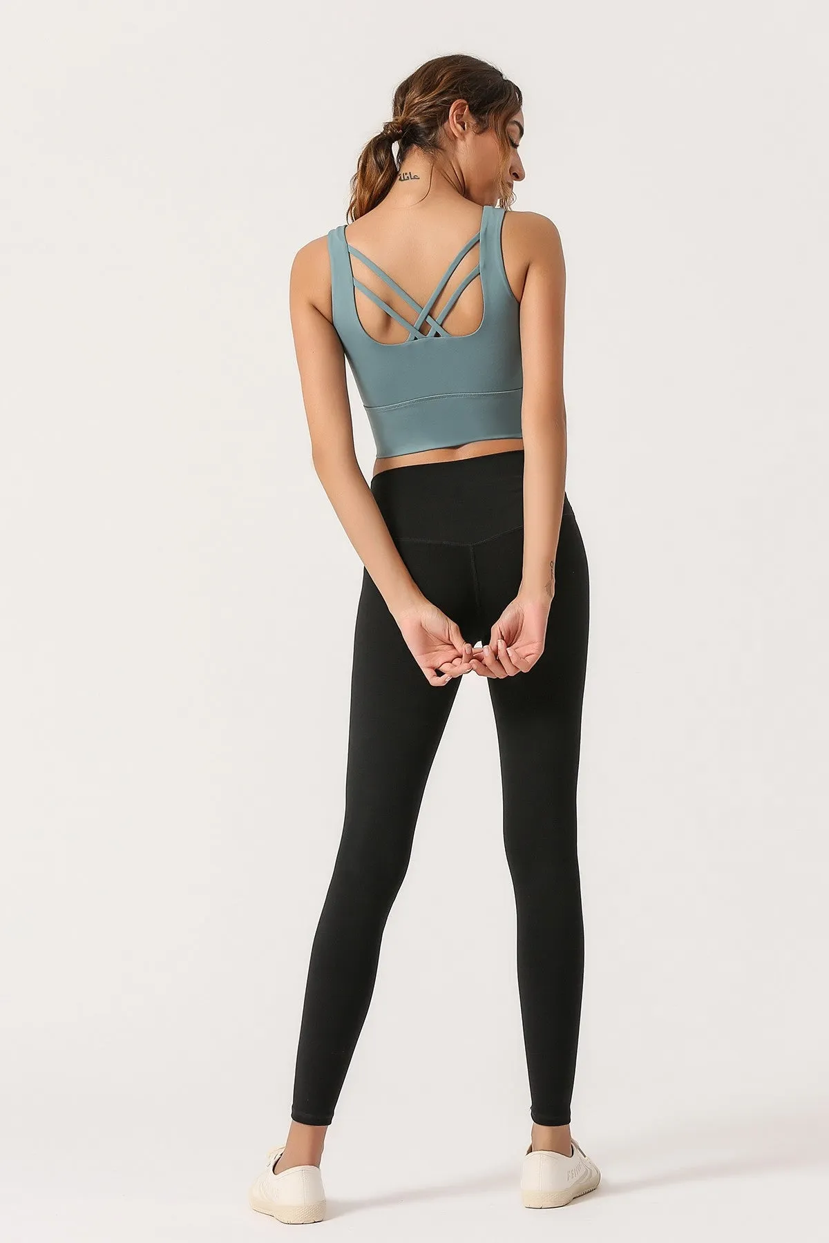 Criss Cross Straps Tank Tops Built-in Bra