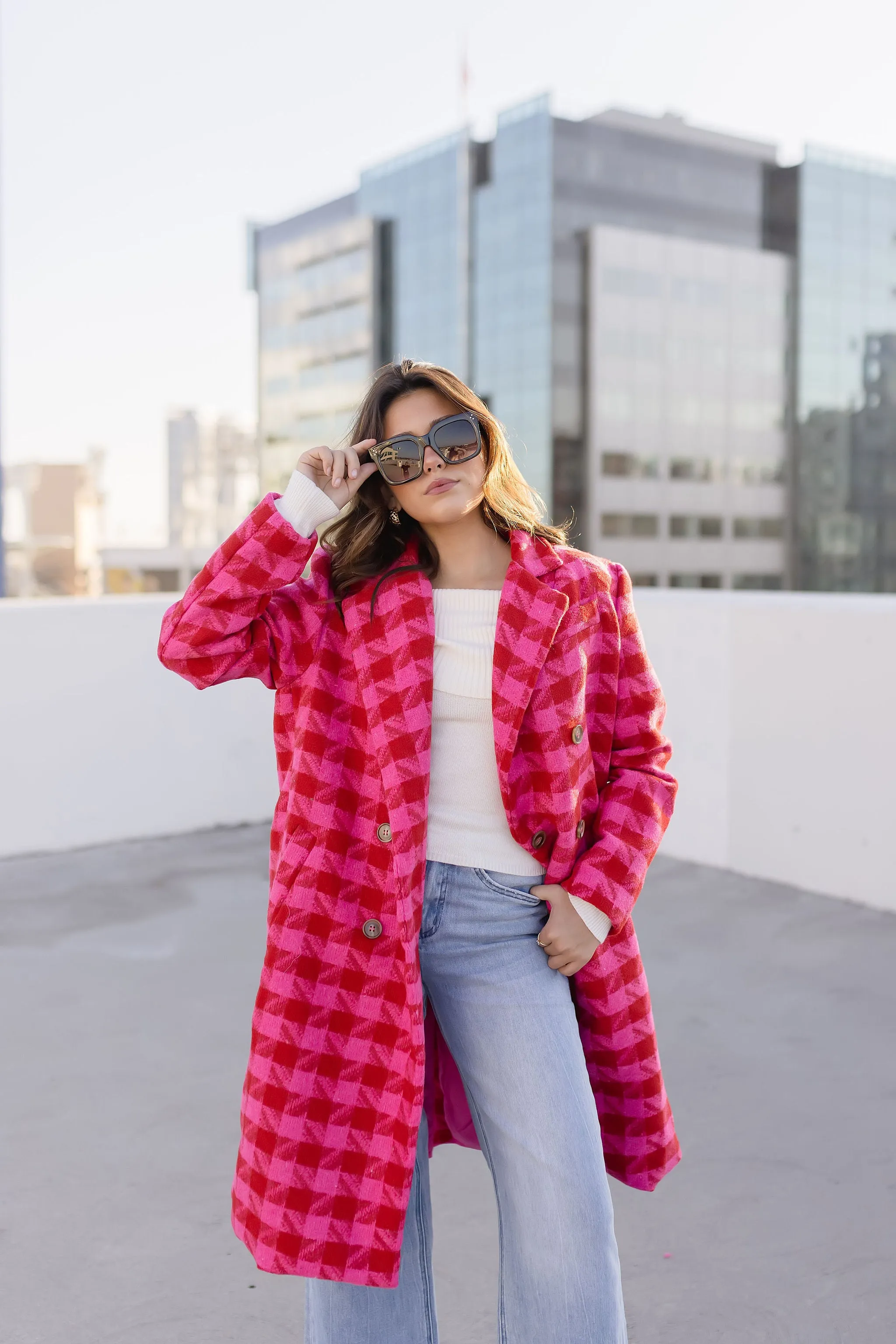 Madison Long Sleeve Houndstooth Print Tweed Coat Pink
