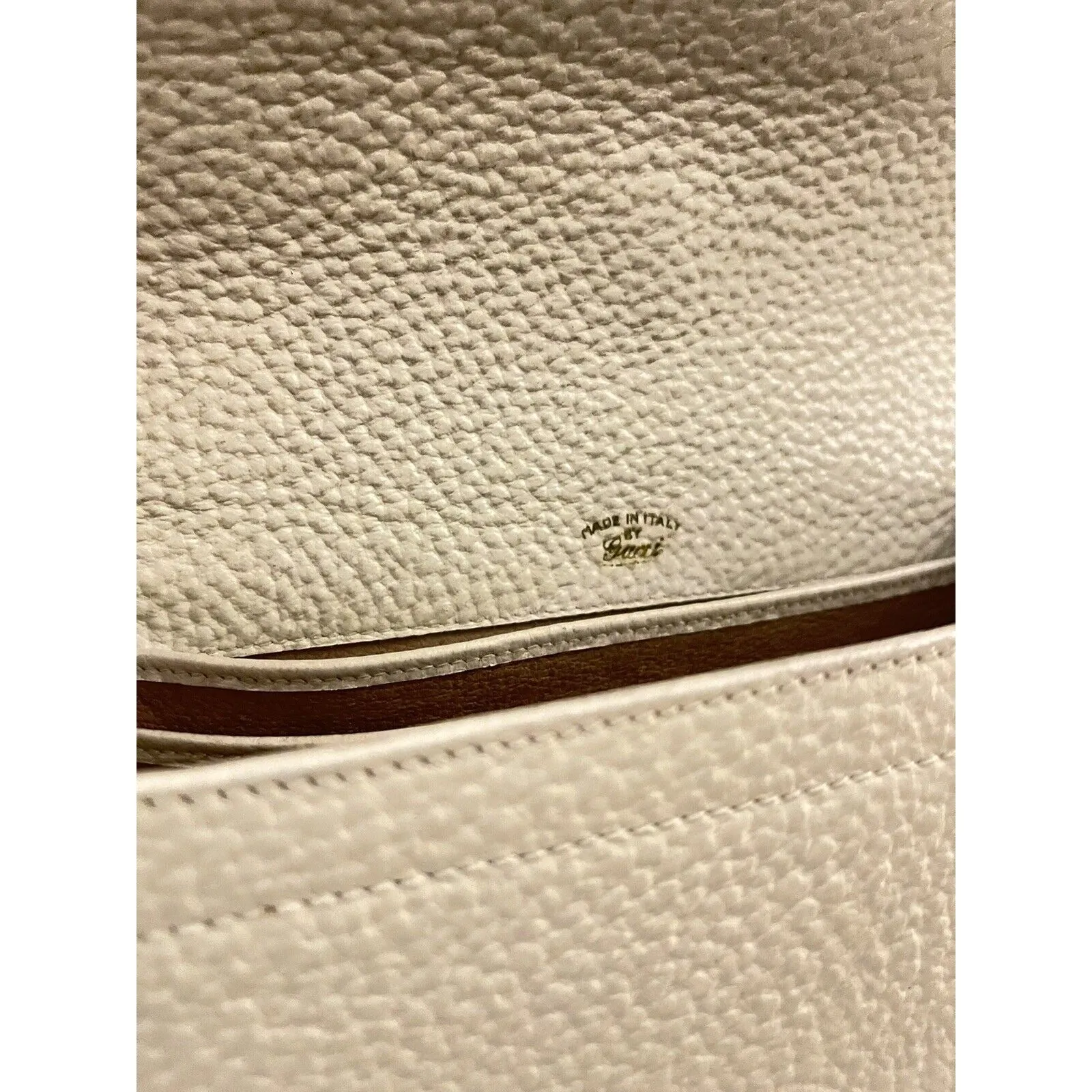 RARE Gucci white leather lunchbox bamboo bag w red & blue stripes