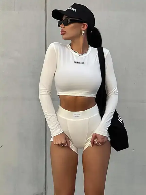 Women’s knitted round neck long sleeve   shorts two-piece sets