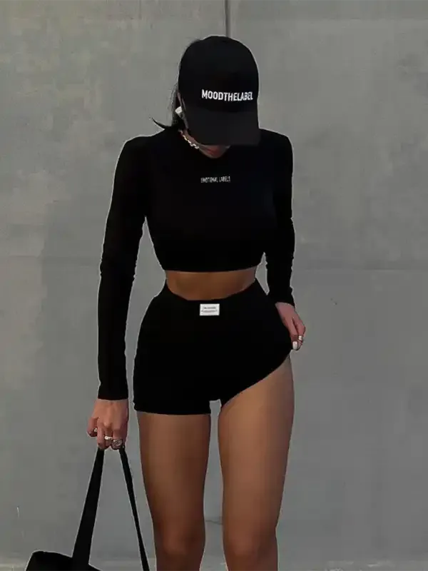 Women’s knitted round neck long sleeve   shorts two-piece sets